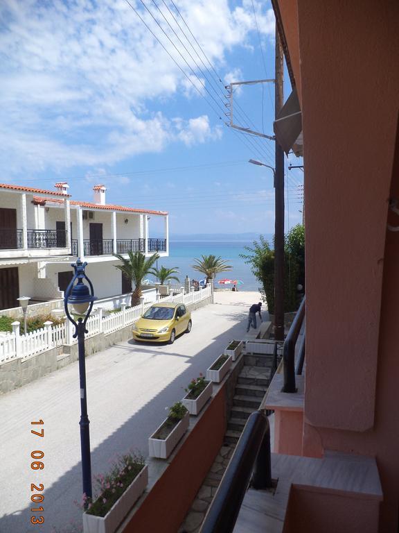 Polychrono Beach Hotel الغرفة الصورة
